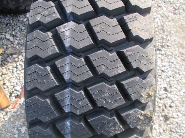 Opona używana 285/60R22,5 Goodyear BIEŻNIKOWANA