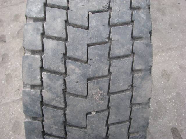 Opona używana 315/80R22,5 Michelin XDE2