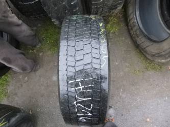 Opona używana 295/55R22,5 Goodyear BIEŻNIKOWANA