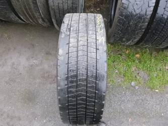 Opona używana 295/60R22,5 Bridgestone BIEŻNIKOWANA