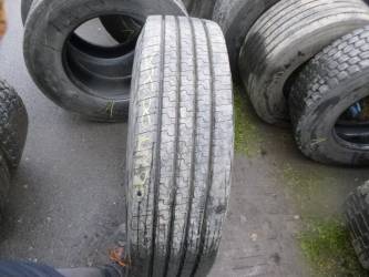 Opona używana 315/80R22,5 Bridgestone BIEŻNIKOWANA