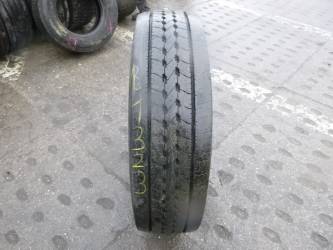 Opona używana 295/80R22,5 Goodyear KMAX S