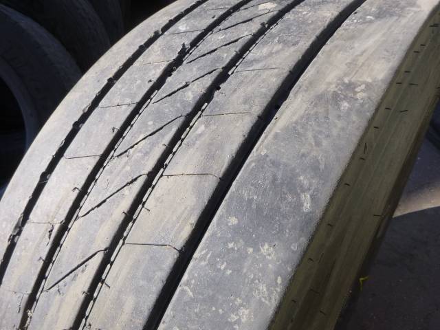 Opona używana 315/70R22,5 Goodyear RHSII