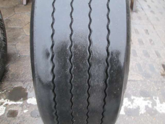 Opona używana 385/65R22.5 Bridgestone BIEZNIKOWANA