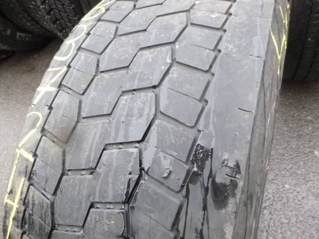 Opona używana 315/60R22,5 Michelin BIEŻNIKOWANA