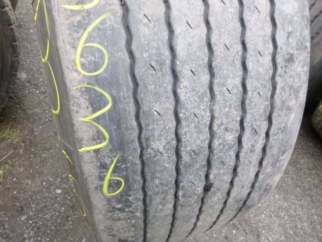 Opona używana 385/55R22,5 Apollo ENDURACE RT