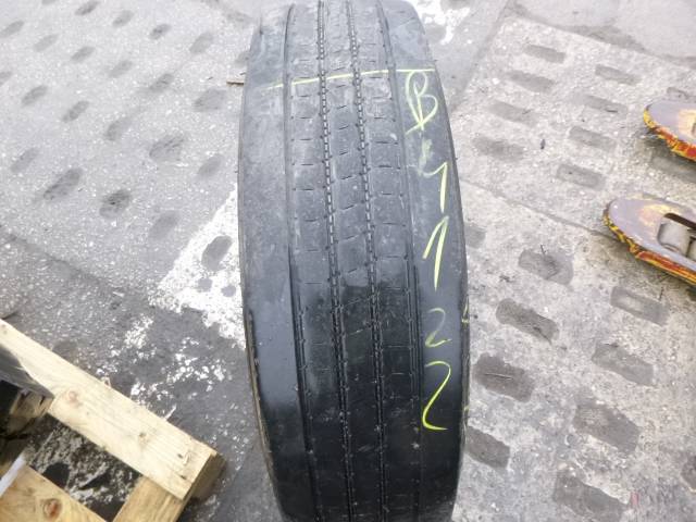 Opona używana 215/75R17,5 Falken RI151