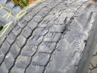 Opona używana 315/60R22,5 Bridgestone BIEŻNIKOWANA