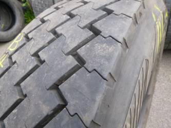 Opona używana 275/70R22,5 Pirelli BIEŻNIKOWANA