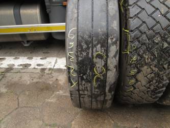 Opona używana 315/80R22,5 Goodyear FUELMAX S