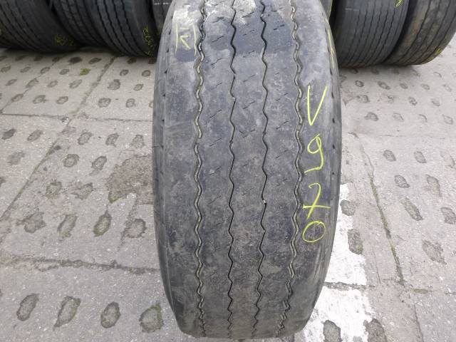 Opona używana 385/65R22,5 Pirelli ST01