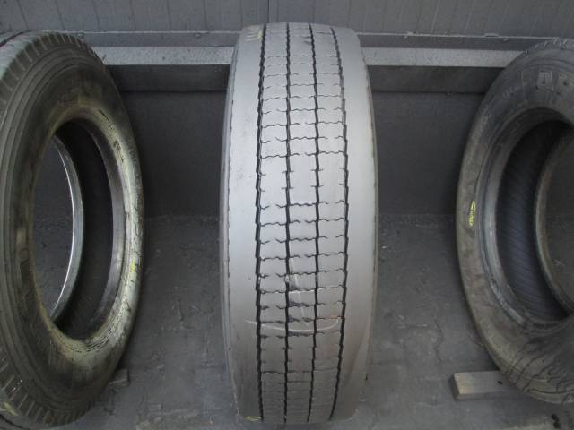 Opona używana 265/70R19,5 Bridgestone WZÓR MICHELIN XZU3