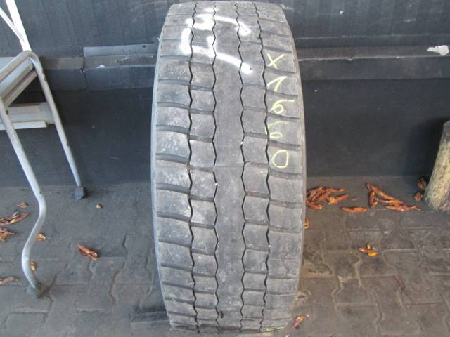 Opona używana 315/60R22,5 Bridgestone WZÓR DUNLOP