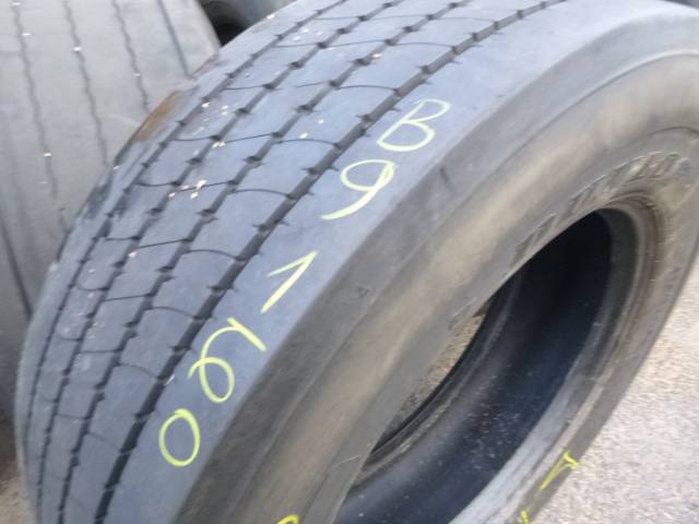 Opona używana 275/70R22,5 Dunlop SP372 CITY