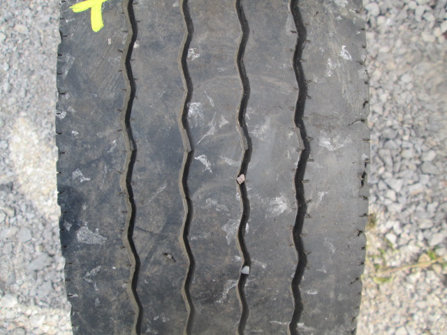 Opona używana 215/75R17.5 Hankook AH06