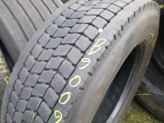 Opona używana 275/70R22,5 BFGOODRICH BIEŻNIKOWANA