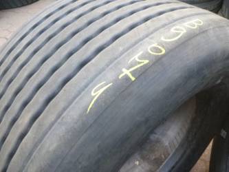 Opona używana 445/45R19,5 Pirelli BIEŻNIKOWANA