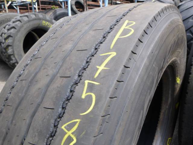 Opona używana 315/70R22,5 Pirelli FH01