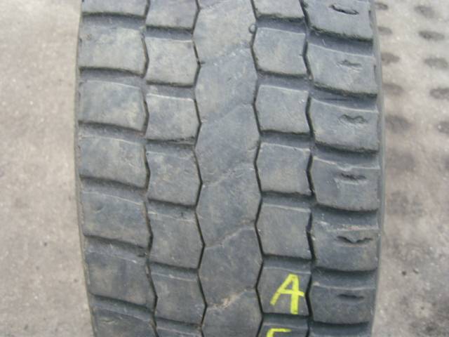 Opona używana 315/80R22,5 Toyo WZÓR DUNLOP