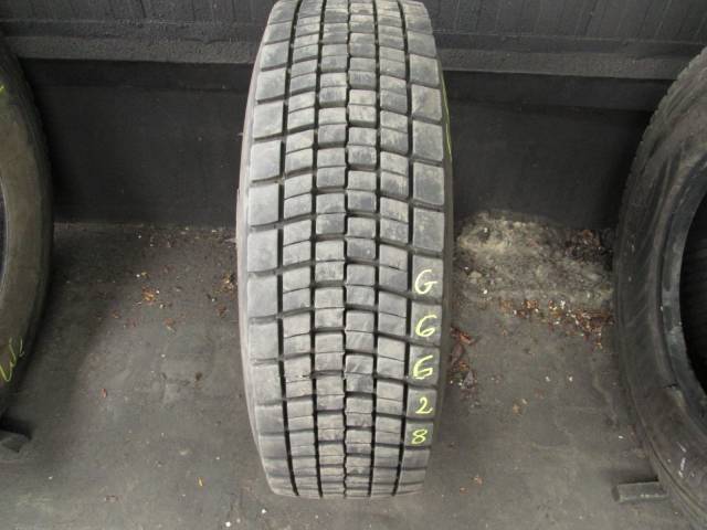 Opona używana 295/60R22,5 Goodyear WZÓR DUNLOP
