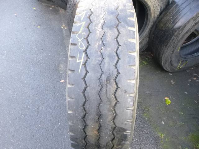Opona używana 315/80R22,5 Bridgestone M840