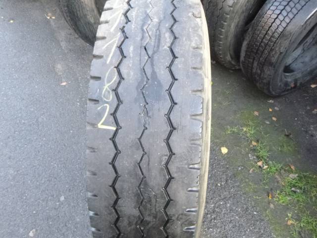 Opona używana 315/80R22,5 Bridgestone M840