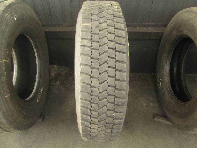 Opona używana 315/80R22,5 BANDAG WZÓR DUNLOP