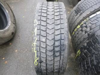 Opona używana 295/60R22,5 Bridgestone BIEŻNIKOWANA