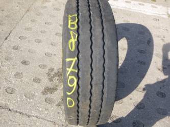Opony używane 245/70R19.5 Bridgestone R-TRAILER 001 - 4 szt. (200030). Opony nr: 78790 84976 84959 88398