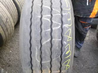 Opona używana 385/65R22,5 Bridgestone BIEŻNIKOWANA