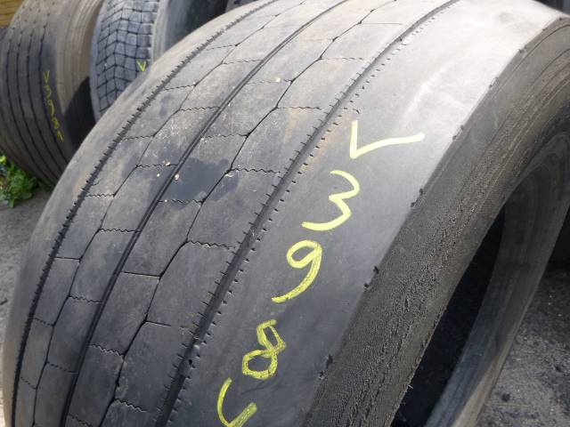 Opona używana 385/55R22,5 Hankook AL20W