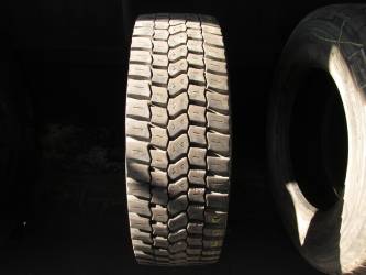 Opona używana 295/60R22,5 Goodyear WZÓR DUNLOP