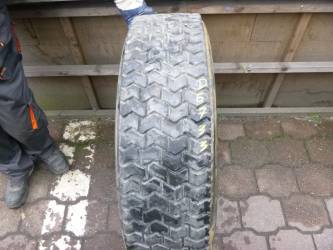 Opona używana 315/80R22,5 LEAO BIEŻNIKOWANA