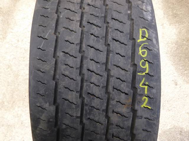 Opona używana 315/70R22,5 Pirelli FW01