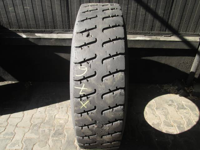 Opona używana 315/80R22,5 Goodyear CONTINENTAL HDC1