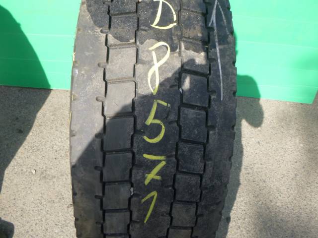 Opona używana 315/70R22,5 Pirelli TR01 II