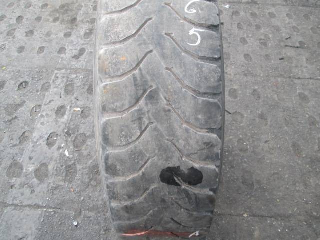 Opona używana 315/80R22,5 Dunlop BERLINER B228