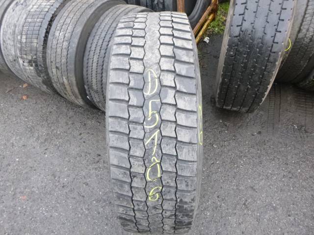 Opona używana 315/70R22,5 Pirelli WZÓR DUNLOP