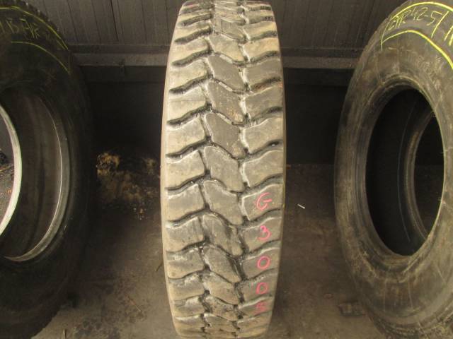 Opona używana 295/80R22,5 BANDAG FIRESTONE FD833