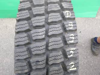 Opona używana 315/70R22,5 Uniroyal BIEŻNIKOWANA