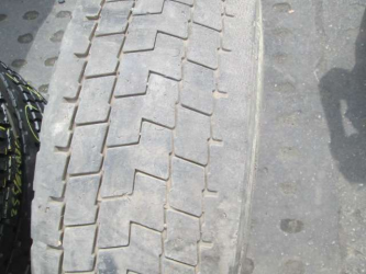 Opona używana 315/80R22.5 Bridgestone MICHELIN  XDE2