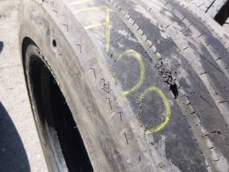 Opona używana 275/70R22,5 Dunlop SP372 CITY