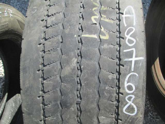Opona używana 315/60R22.5 Michelin BIEZNIKOWANA