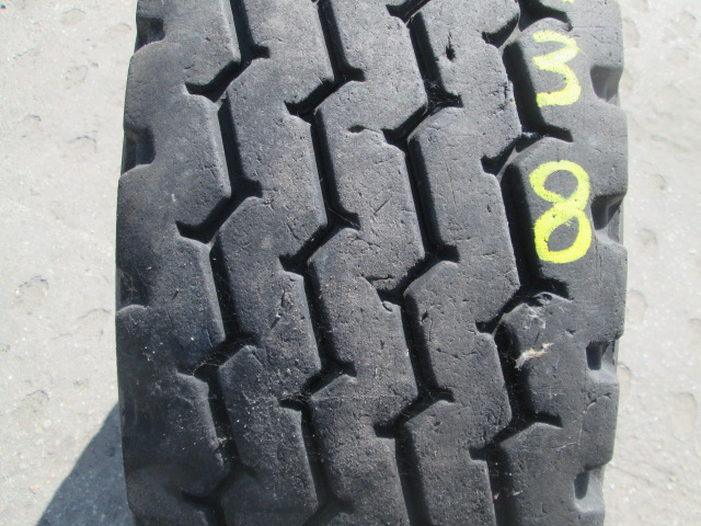 Opona używana 315/80R22.5 Pirelli APO5