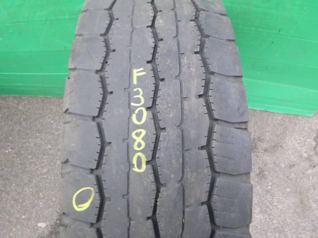 Opona używana 275/70R22,5 Hankook DW07