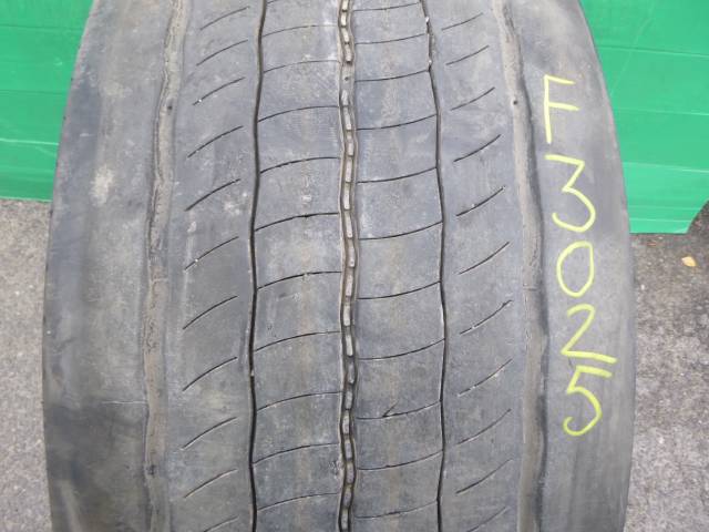 Opona używana 385/55R22,5 Pirelli FH01