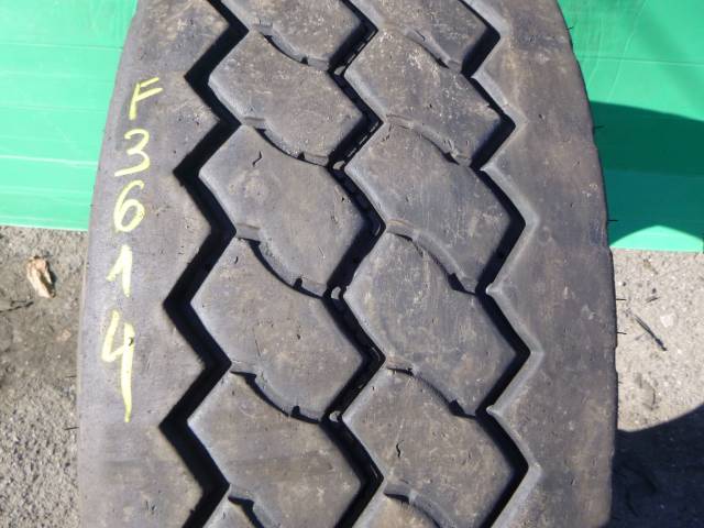 Opona używana 385/65R22,5 Dunlop SP282