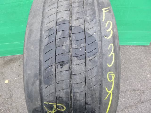 Opona używana 385/55R22,5 Pirelli FH01