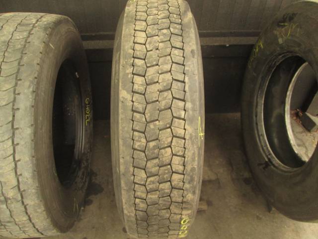 Opona używana 295/80R22,5 Michelin XW4S