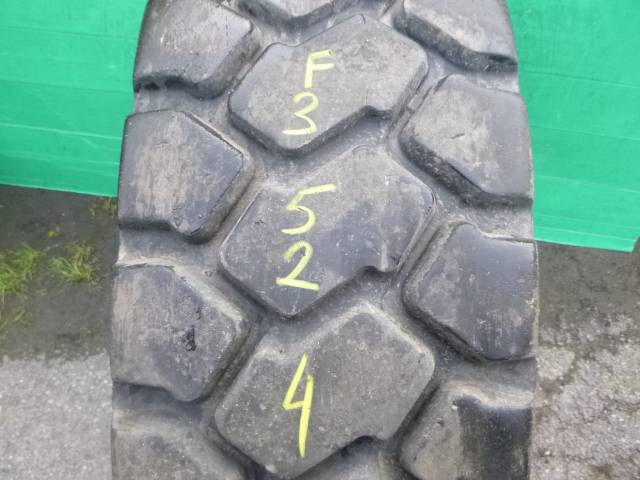 Opona używana 315/80R22,5 Goodyear MICHELIN X FORCE ZH